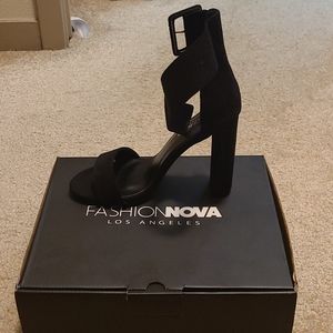 Black Heels - WIDE AWAKE HEEL